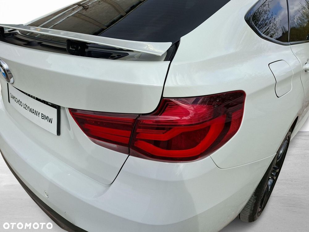 BMW 3GT 318d M Sport - 22