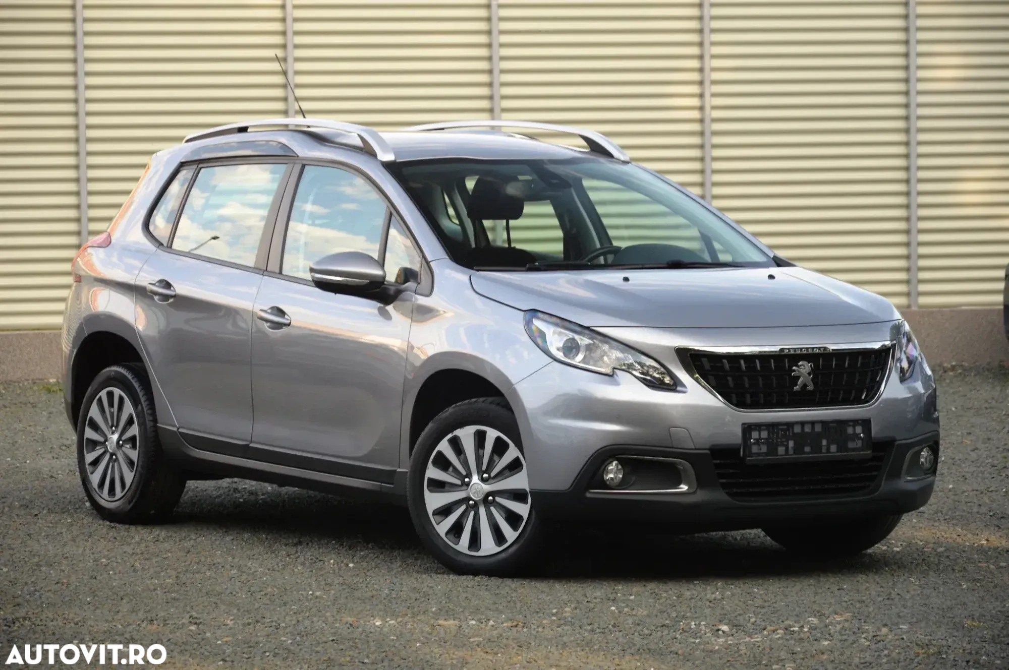 Peugeot 2008 - 9
