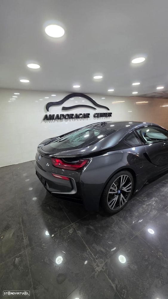 BMW i8 - 4