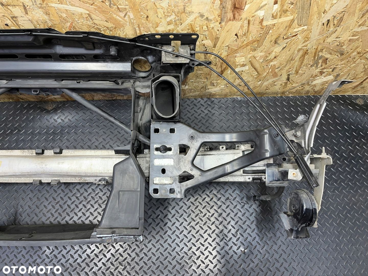 PAS PRZEDNI BMW E60 E61 530D 535D M57 WZMOCNIENIE CZOŁOWE BELKA OE 7148586 - 9
