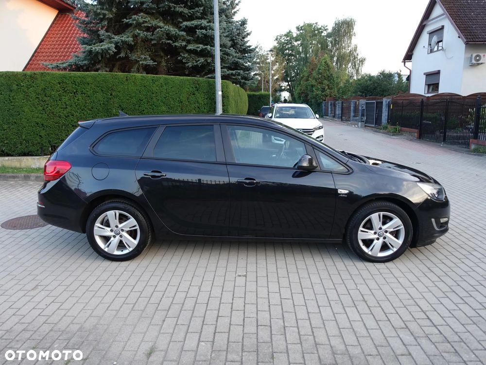 Opel Astra - 4