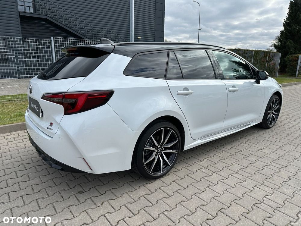 Toyota Corolla 1.8 Hybrid GR Sport Dynamic - 24