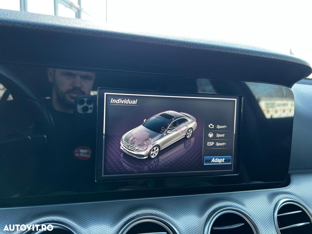 Mercedes-Benz E - 16