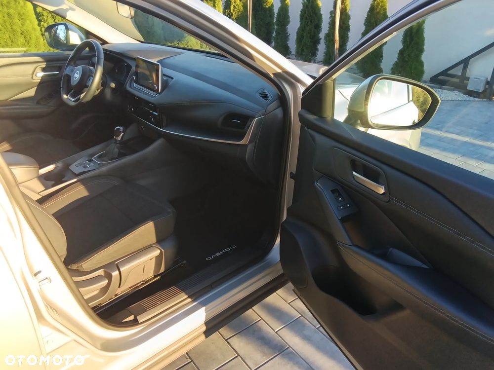 Nissan Qashqai 1.3 DIG-T mHEV Acenta - 18