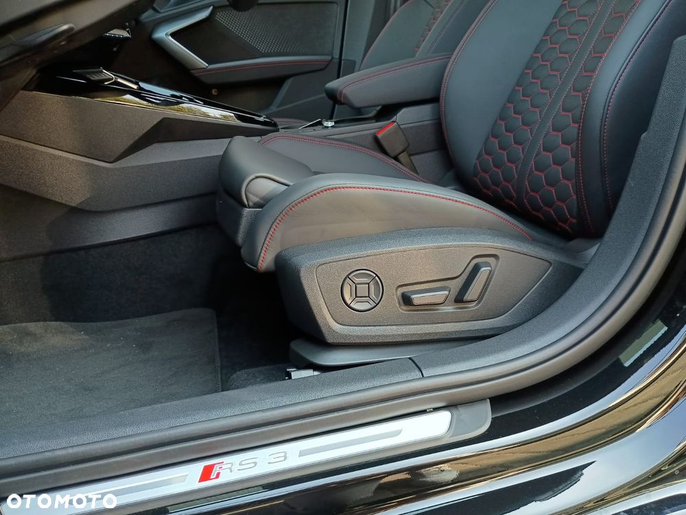 Audi RS3 Limousine - 20