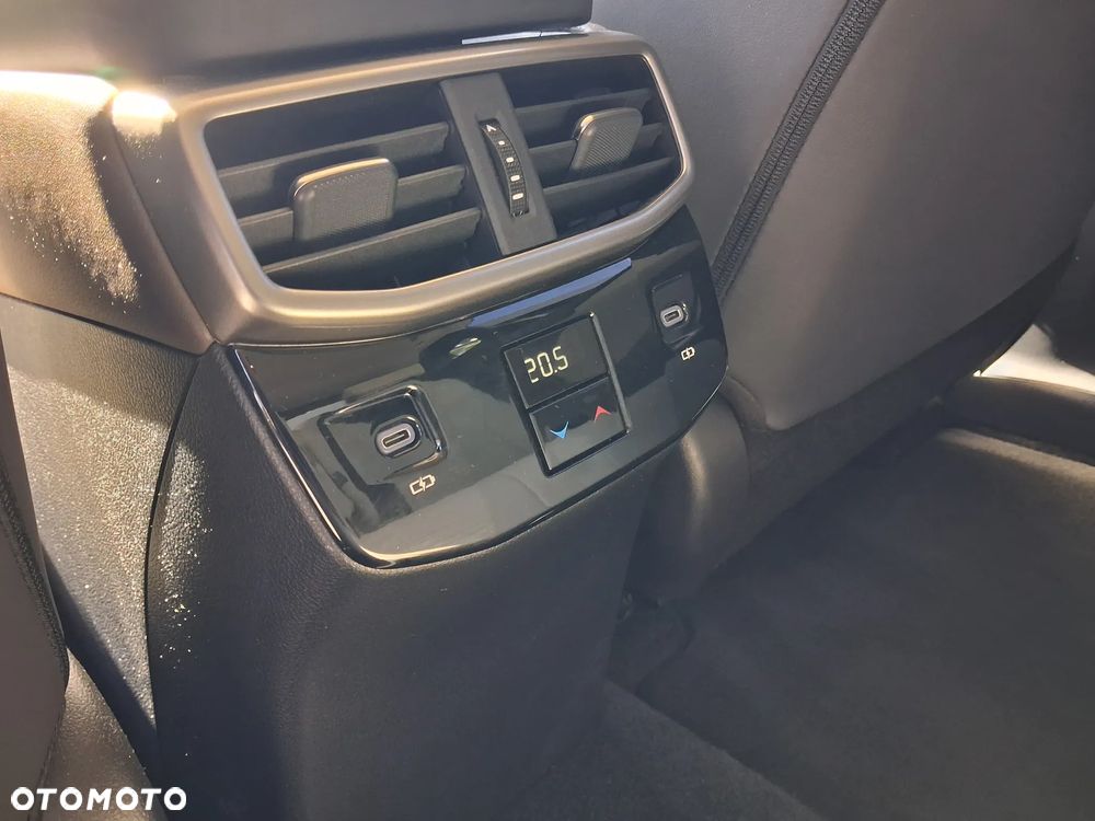 Lexus RX 350h Prestige - 11