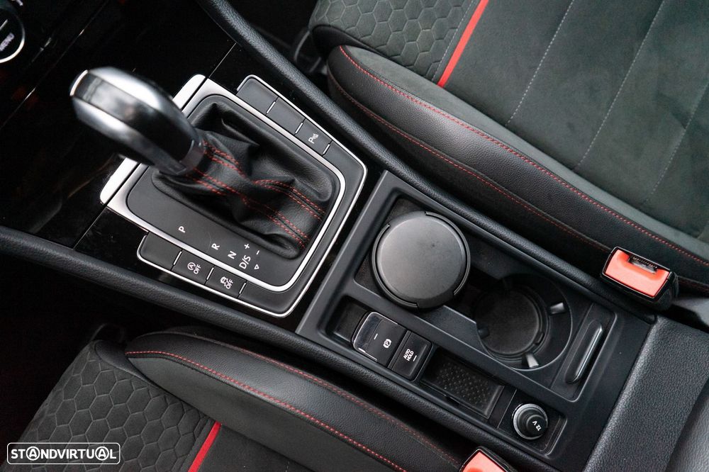 VW Golf GTI (BlueMotion ) DSG - 31