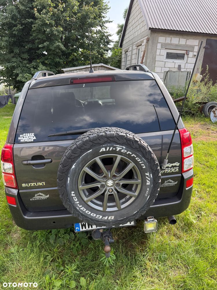 Suzuki Grand Vitara 2.4 De Luxe - 2