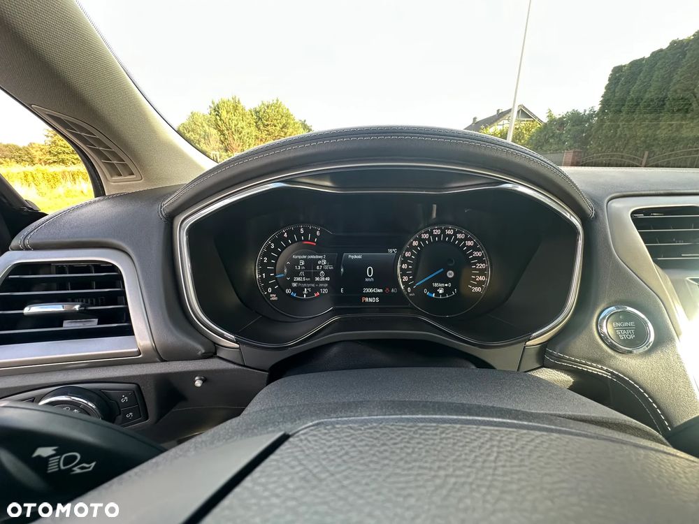 Ford Mondeo - 14