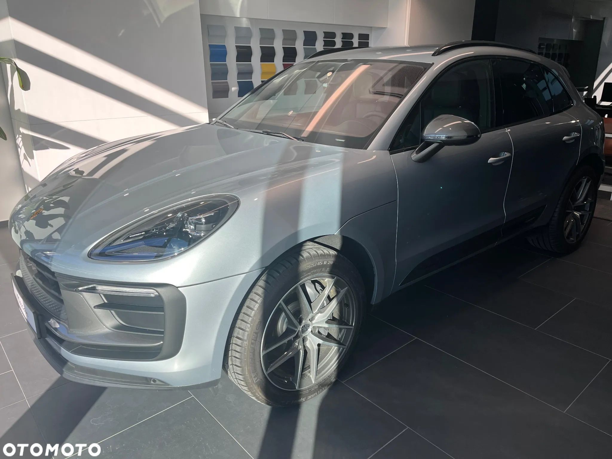 Porsche Macan T - 1