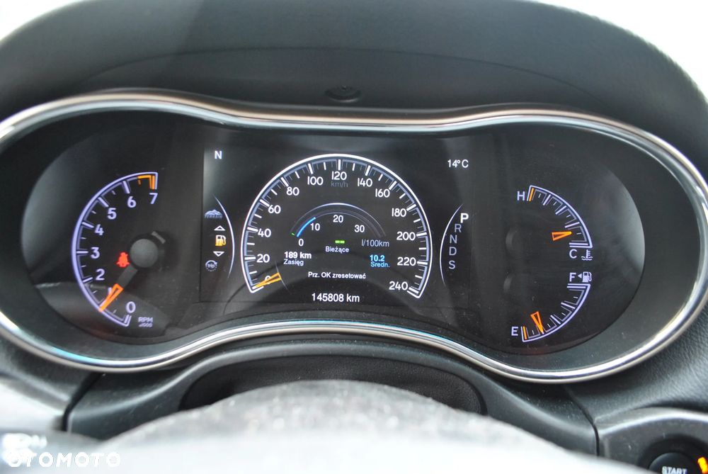 Jeep Grand Cherokee - 19