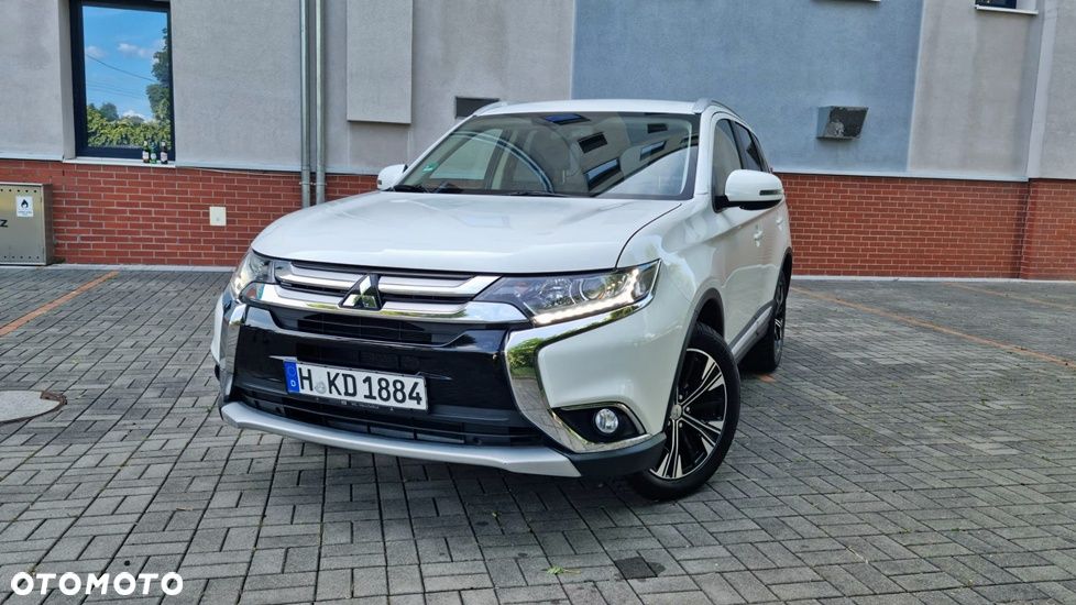 Mitsubishi Outlander 2.0 2WD Diamant Edition - 2
