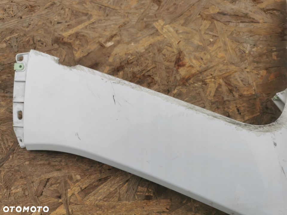 Boczek przód prawy Peugeot Satelis 125CM 14r - 3