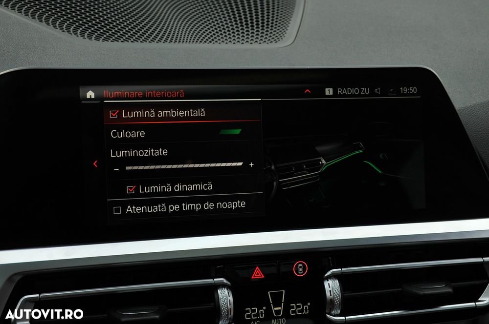 BMW Seria 3 330d xDrive AT MHEV - 21