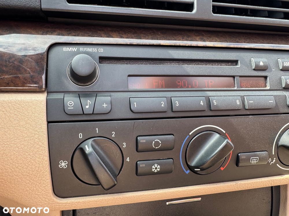 BMW Seria 3 318 CI - 15