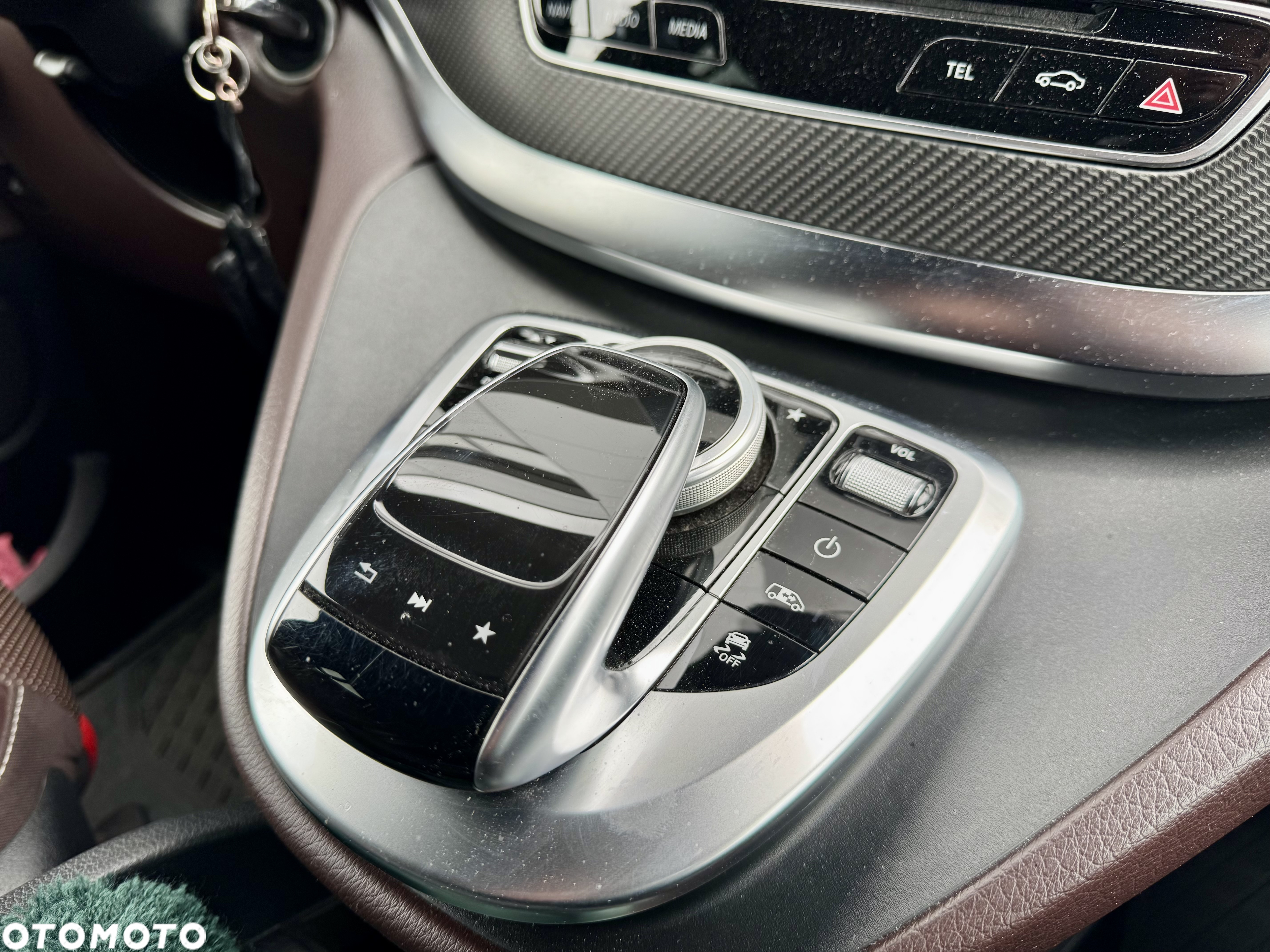 Mercedes-Benz Klasa V 250 d 4-Matic Avantgarde 7G-Tronic (d³ugi) - 22