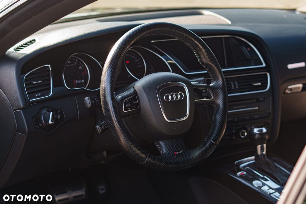 Audi RS5 Coupé S tronic - 12