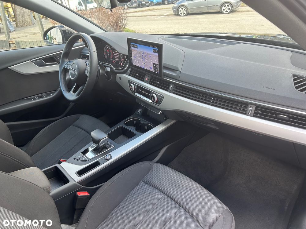 Audi A4 Limousine 35 TFSI mHEV Advanced S tronic - 11