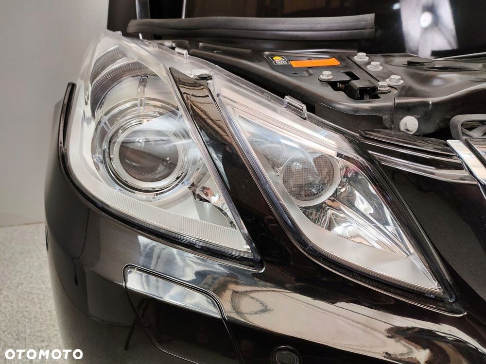 MERCEDES W207 AMG ZDERZAK WZMOCNIENIE CHŁODNICE LAMPY 197 - 5