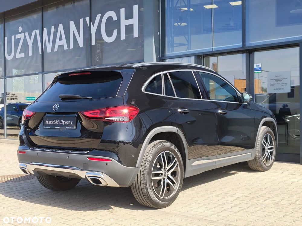Mercedes-Benz GLA 200 Business Edition - 5