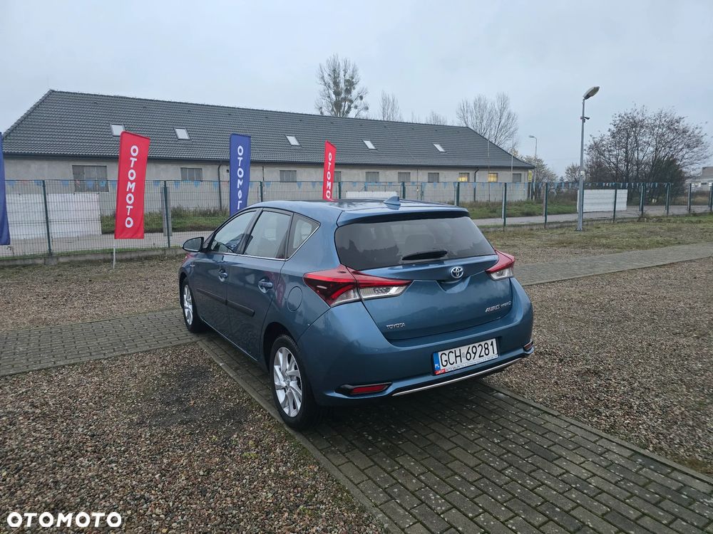 Toyota Auris Hybrid 135 Comfort - 8