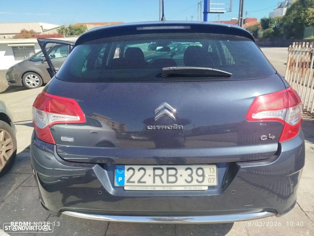 Citroën C4 e-HDi 115 Exclusive - 7