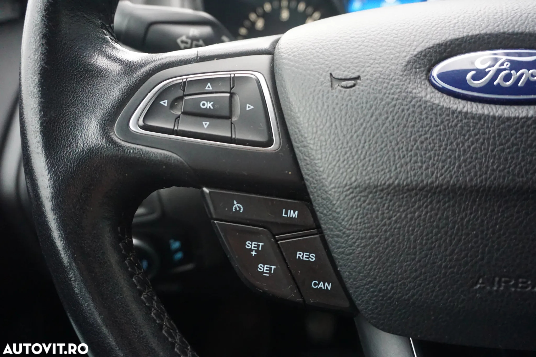 Ford Focus - 13