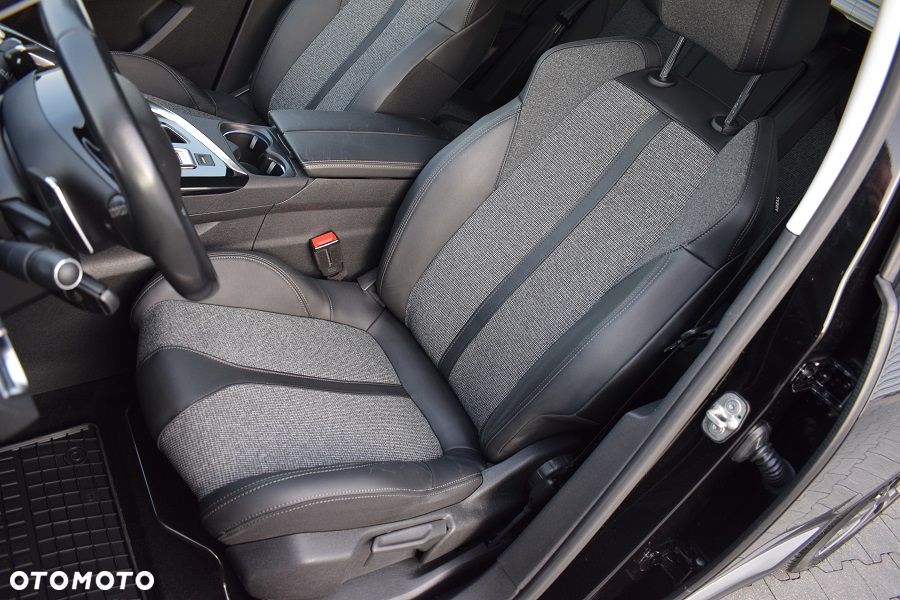 Peugeot 3008 PureTech 130 Stop & Start GPF EAT8 Allure - 8