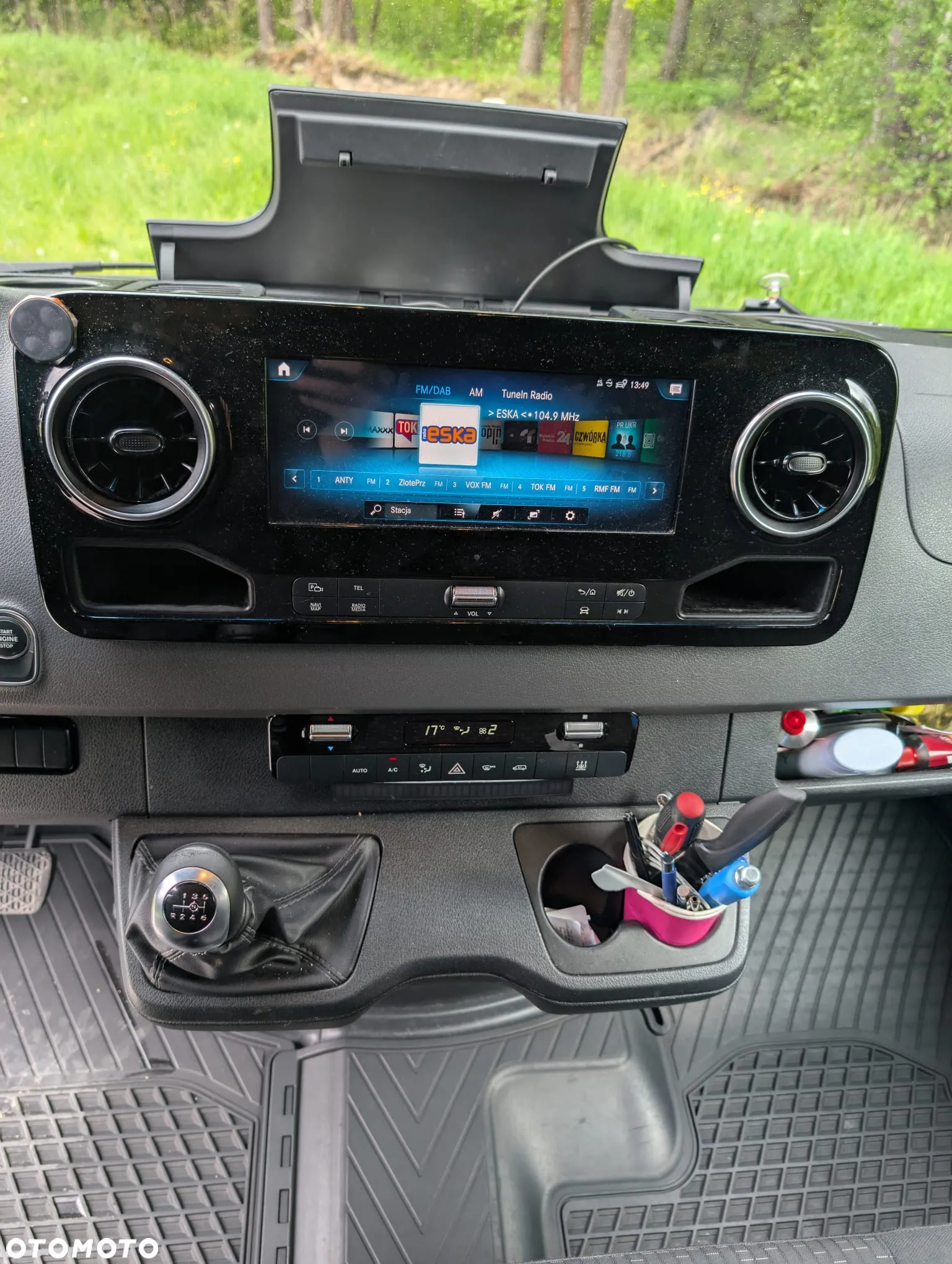 Mercedes-Benz Sprinter - 25