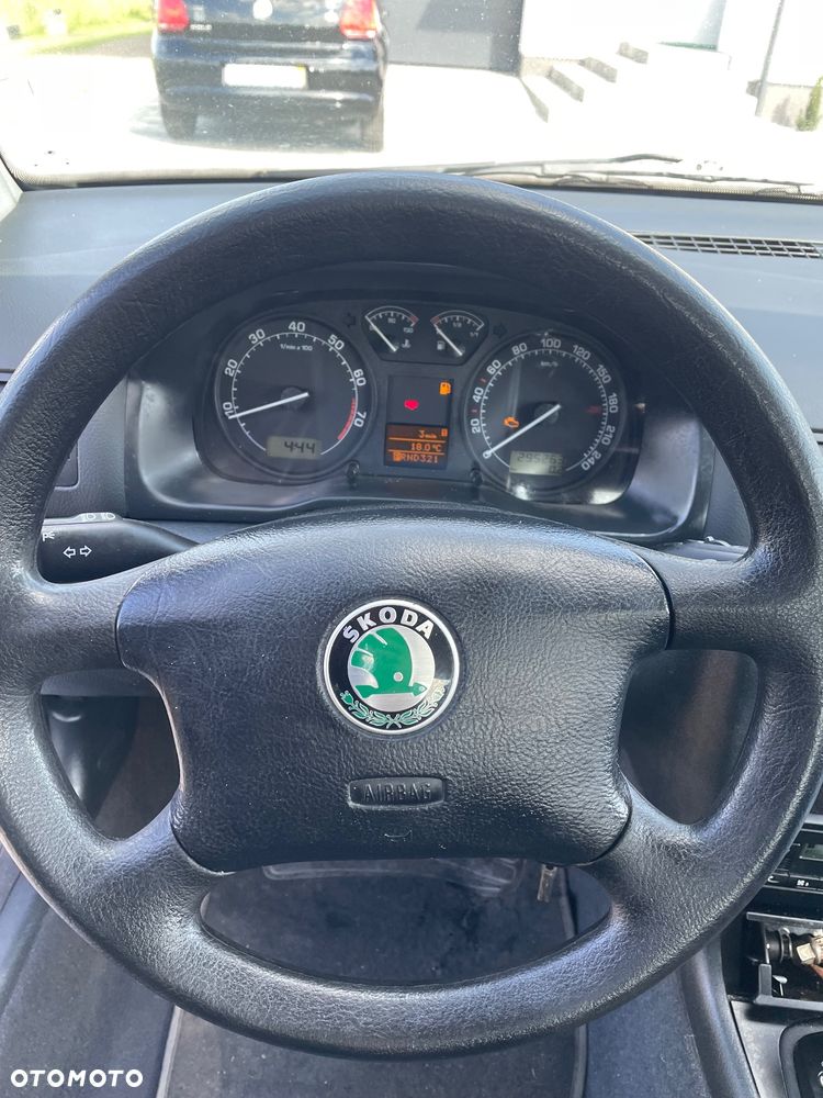 Skoda Octavia - 10
