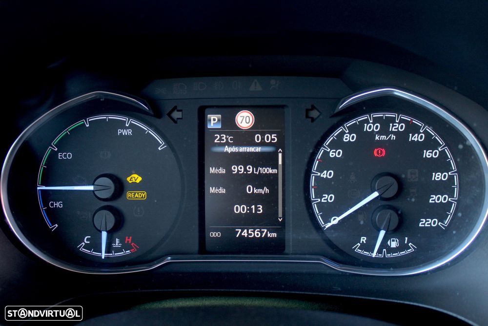 Toyota Yaris 1.5 HSD Comfort+P.Style - 10