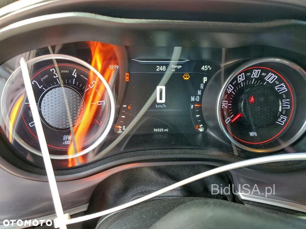 Dodge Challenger - 9