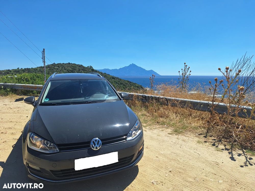 Volkswagen Golf - 2