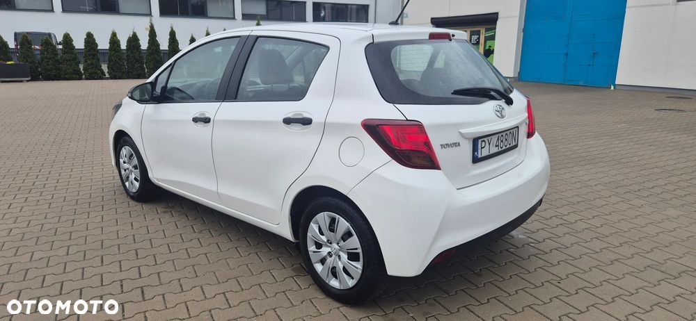 Toyota Yaris 1.0 Premium - 1