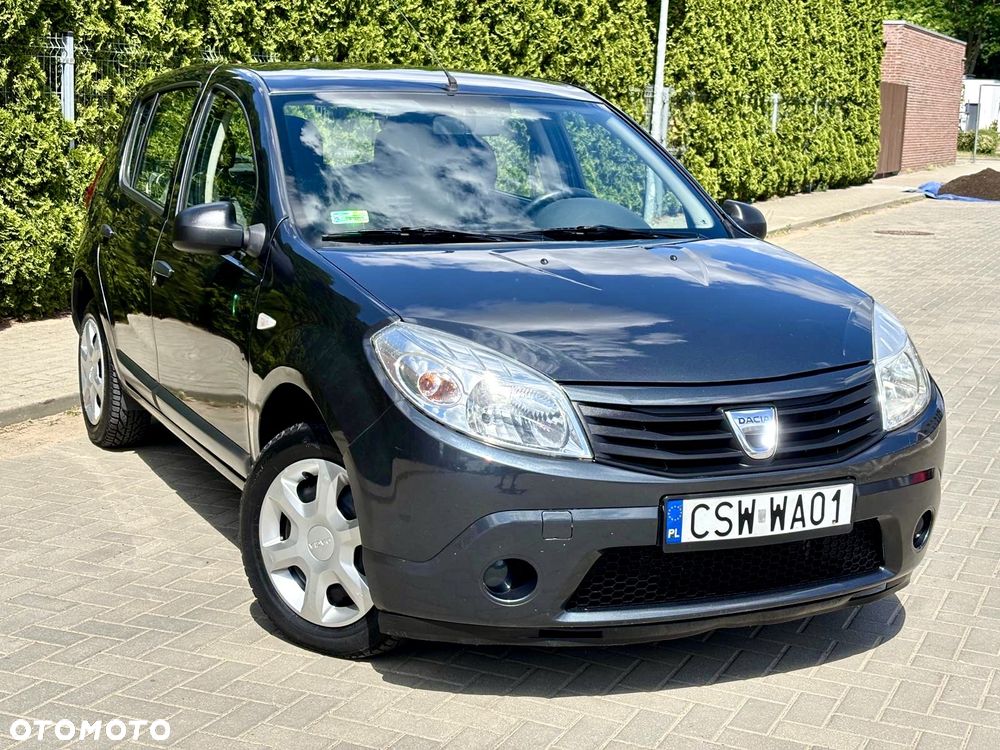 Dacia Sandero 1.2 16V 75 Essentiel - 1