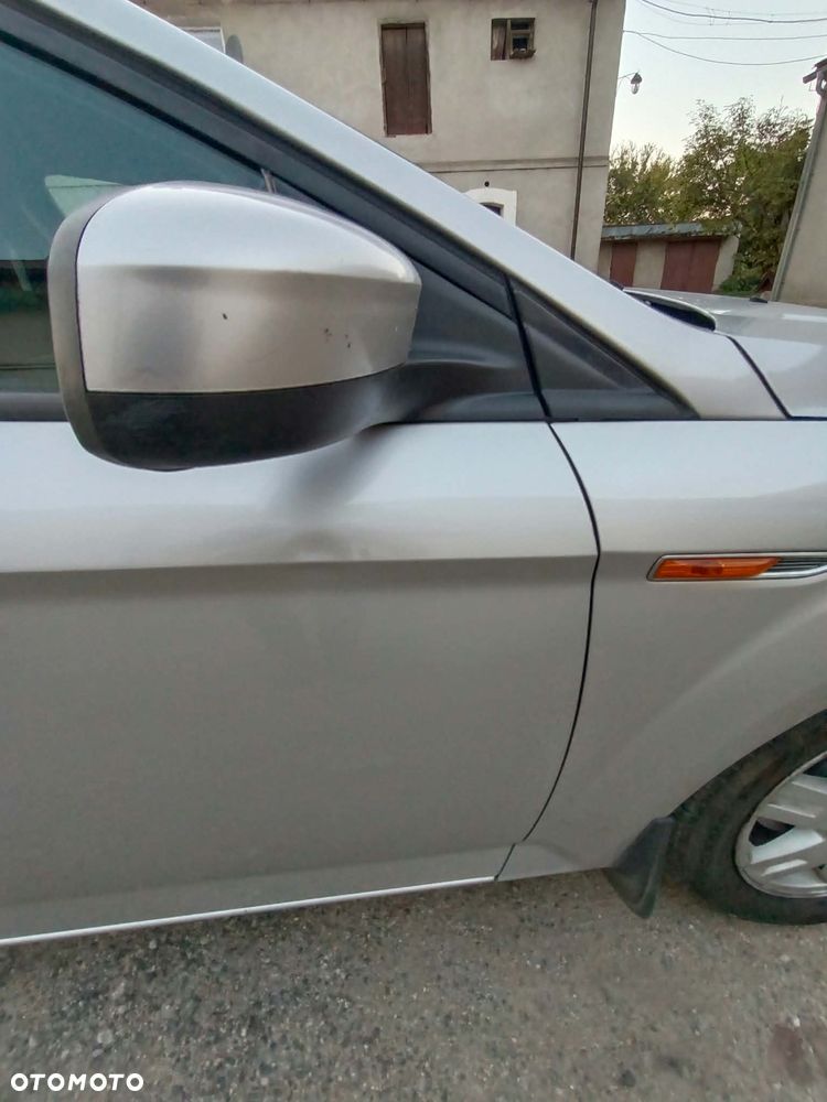 Ford Mondeo - 13