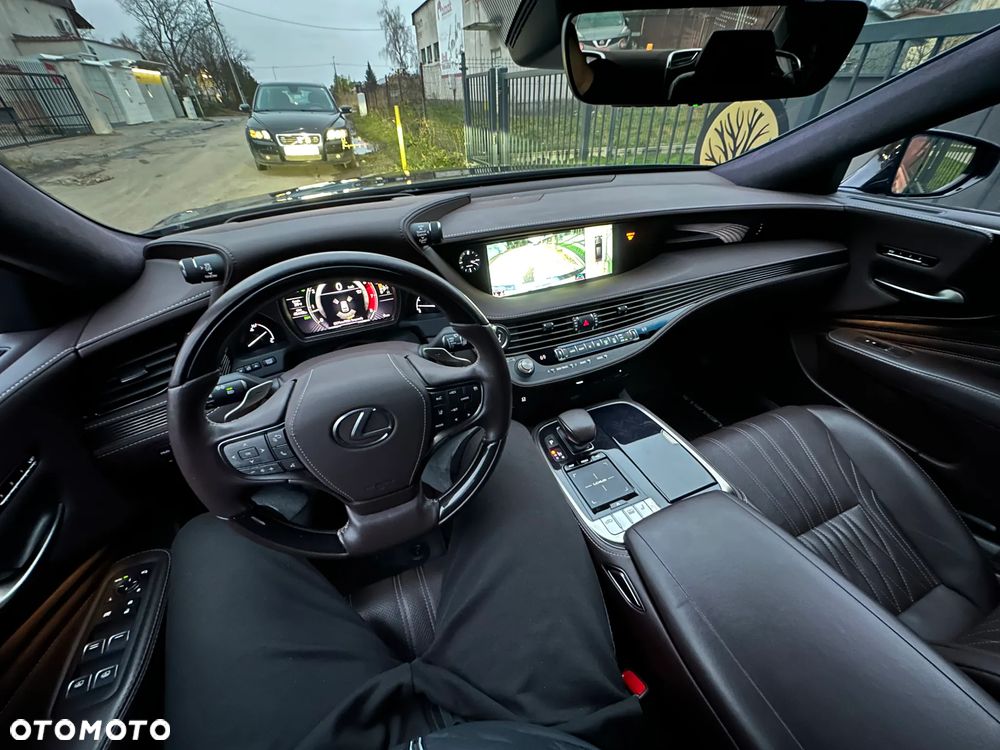 Lexus LS 500 Prestige AWD - 8