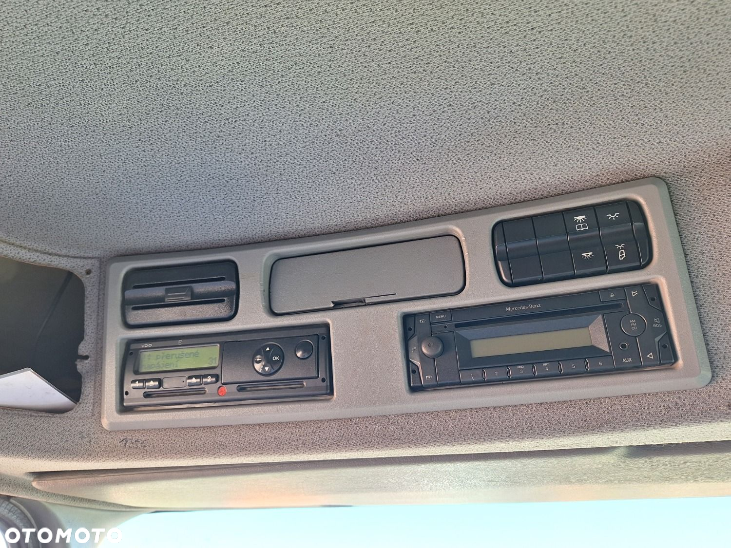 Versalift Actros 1832 L - 19