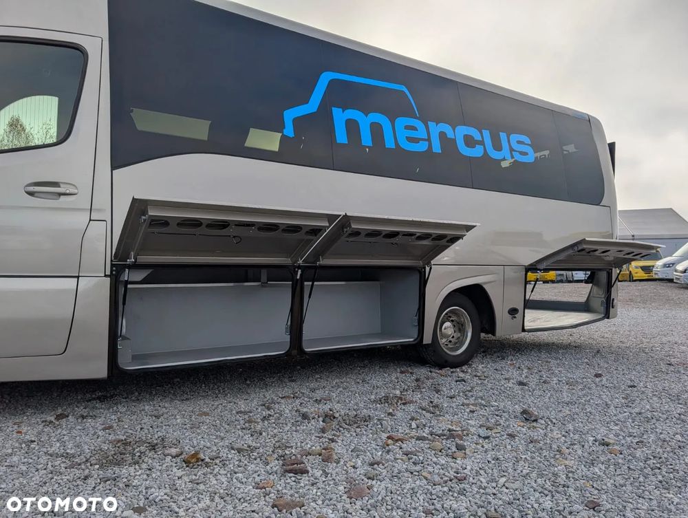 Mercedes-Benz Sprinter 519 - 13