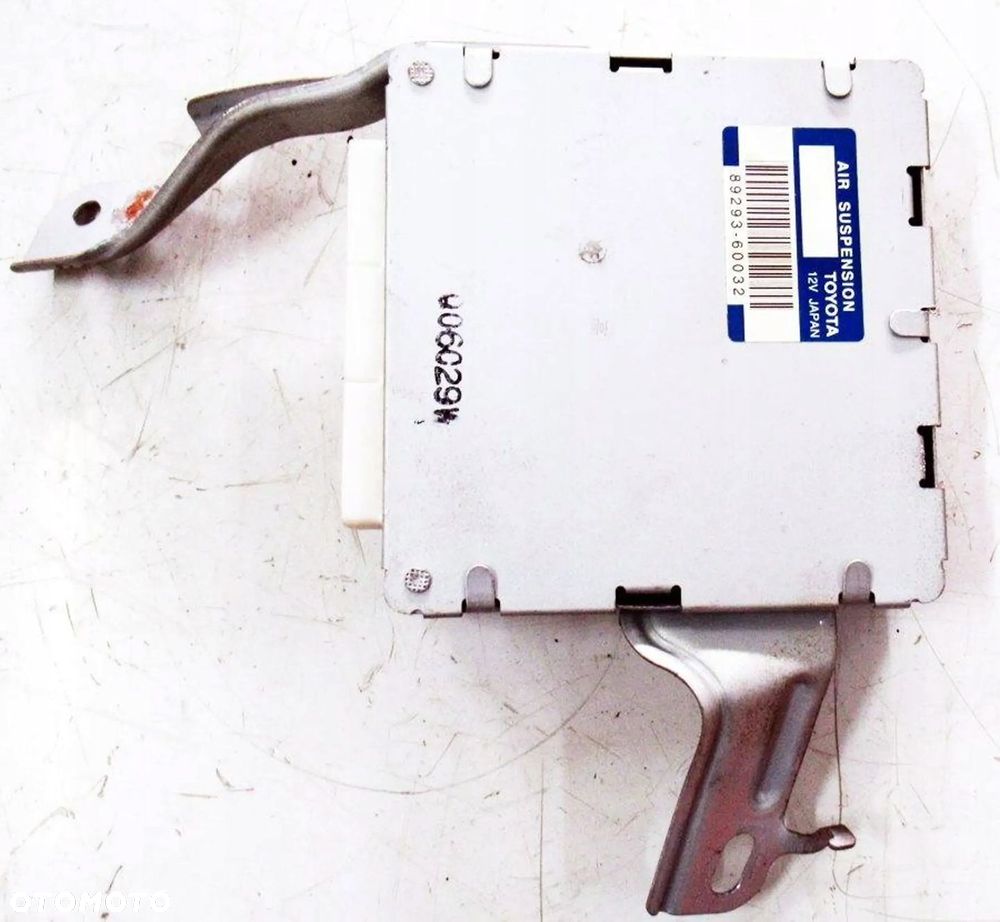 TOYOTA LAND CRUISER J120 STEROWNIK KOMPUTER ZAWIESZENIA 8929360032 - 2