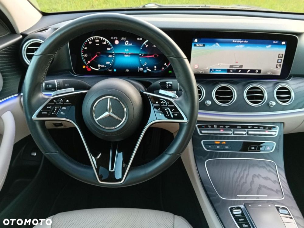 Mercedes-Benz Klasa E - 13