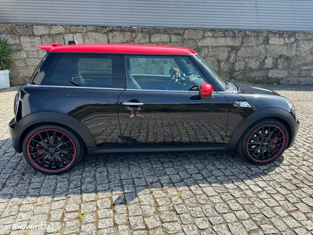 MINI 3 Portas John Cooper Works - 10