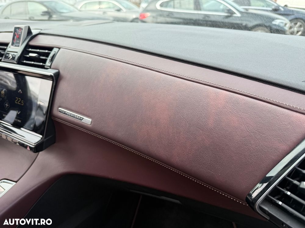 DS Automobiles DS 7 Crossback - 11