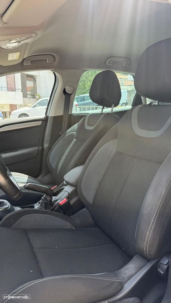 Citroën C4 BlueHDi 100 Stop&Start 86g Selection - 6
