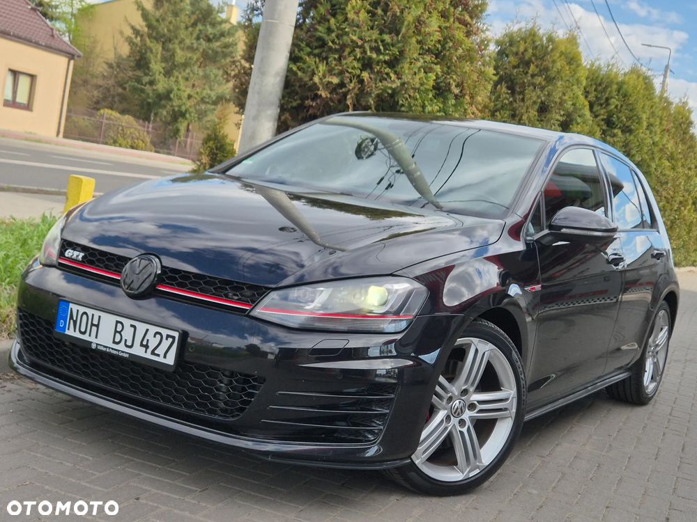 Volkswagen Golf GTI BlueMotion Technology - 2