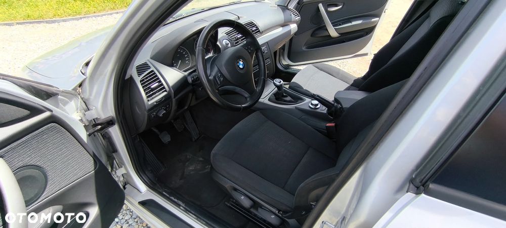 BMW Seria 1 118d - 15