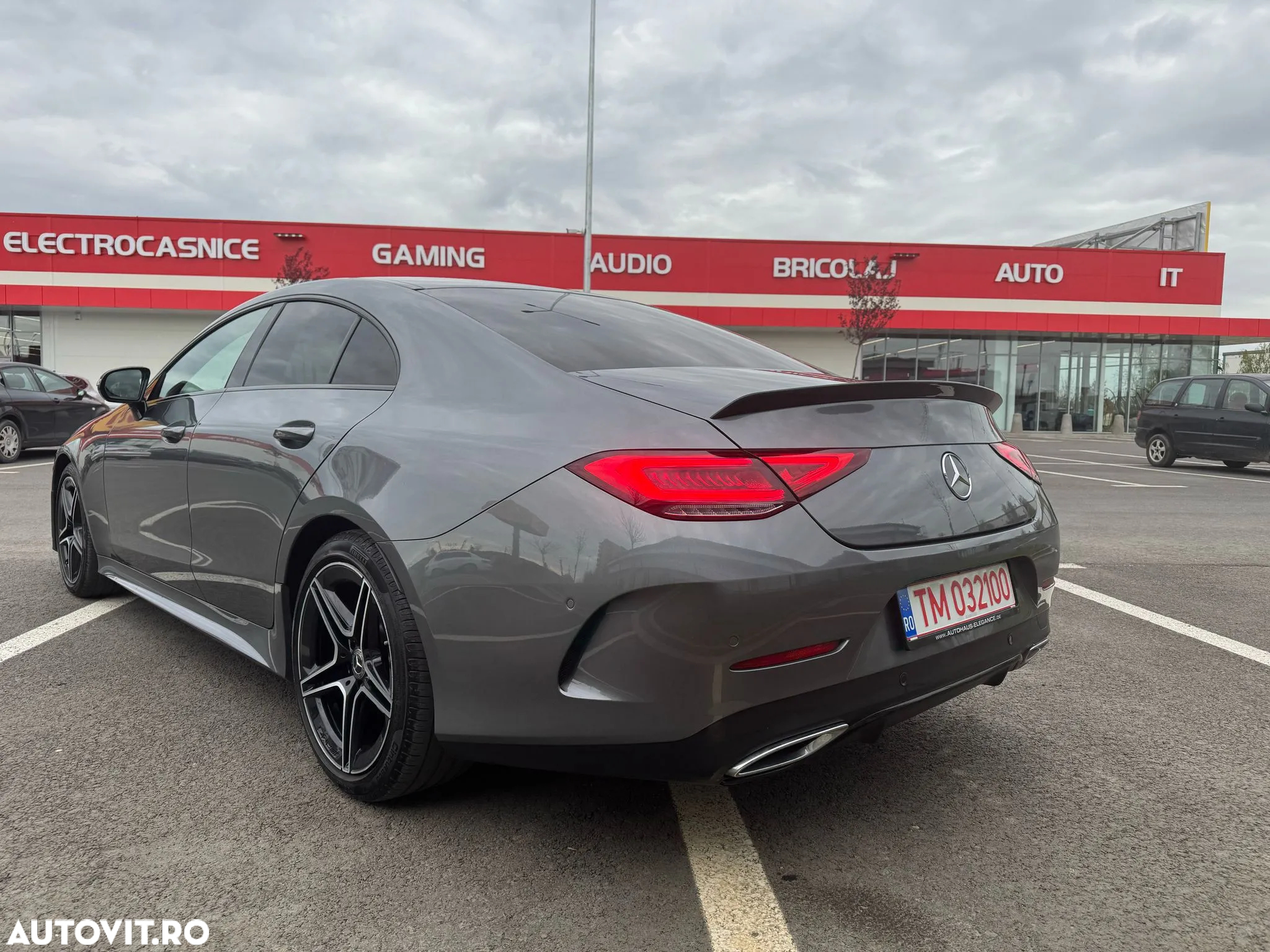 Mercedes-Benz CLS 300 d 9G-TRONIC AMG Line - 4