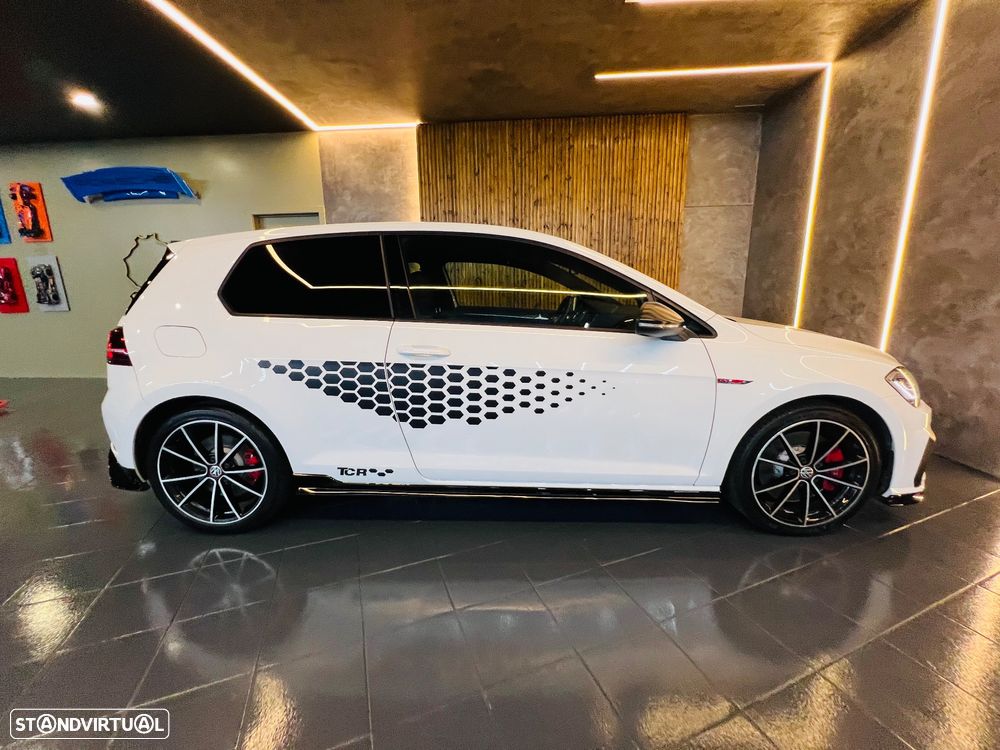 VW Golf GTI TCR 2.0 TSI OPF DSG - 25