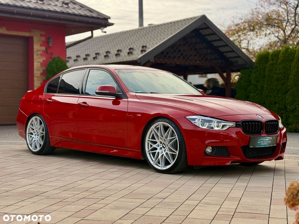 BMW Seria 3 325d M Sport - 9