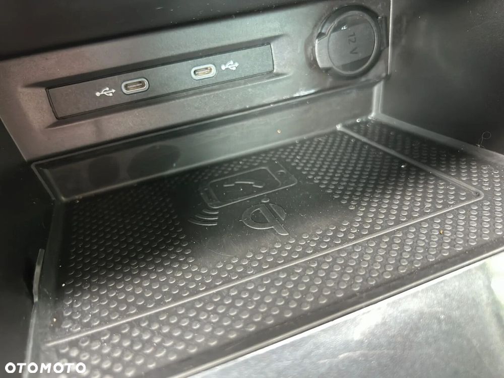 Volkswagen Tiguan 2.0 TDI SCR Elegance DSG - 25